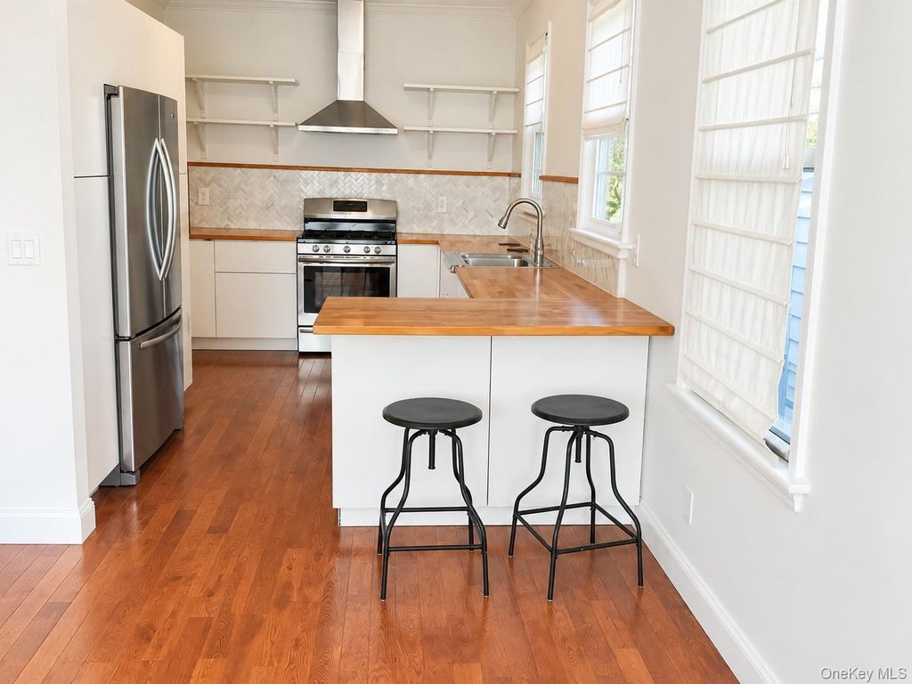 64-09 Woodside Avenue 2 Family Frame, Woodside, NY 11377 — photo 4