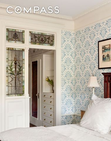 577 4th Street, New York City, NY 11215