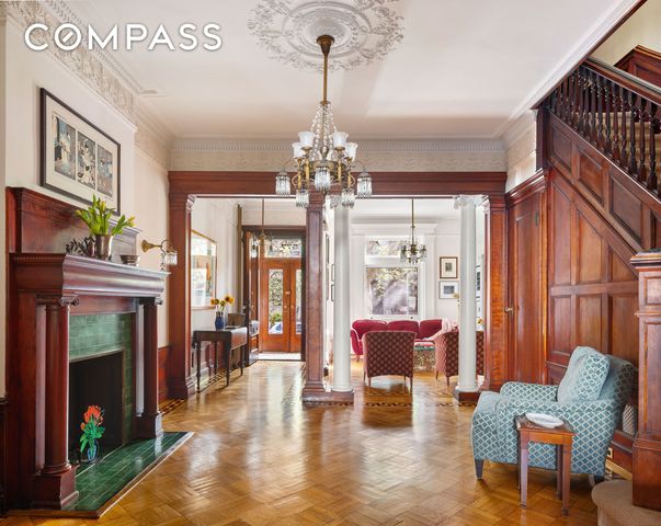 577 4th Street, New York City, NY 11215