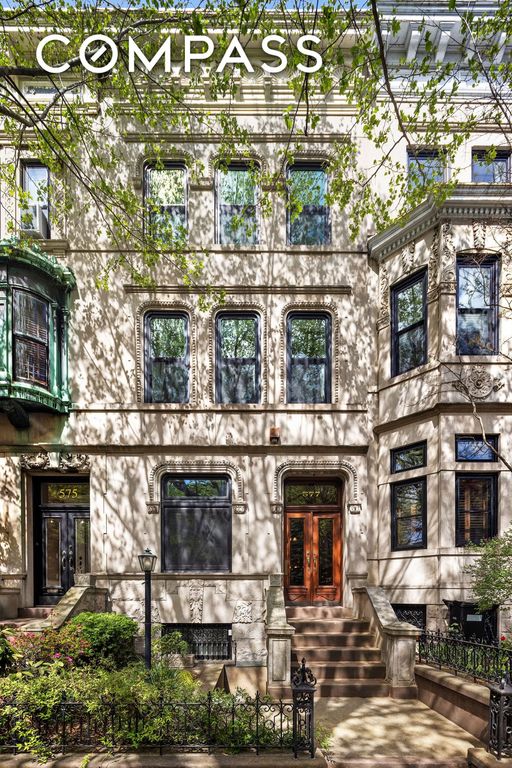 577 4th Street, New York City, NY 11215