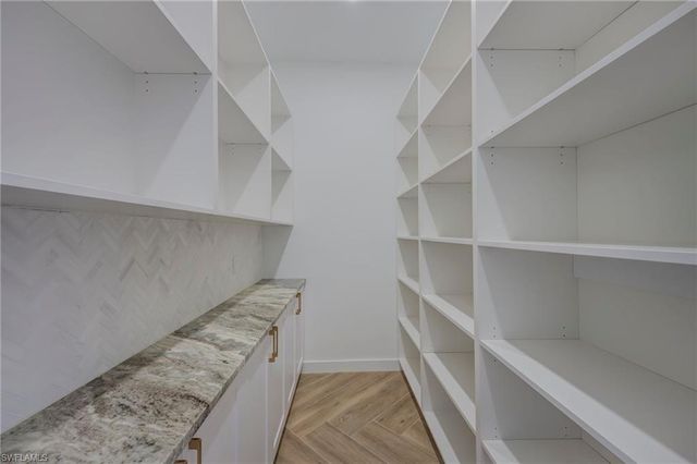 816 NW 39th AVE, Cape Coral, FL 33993