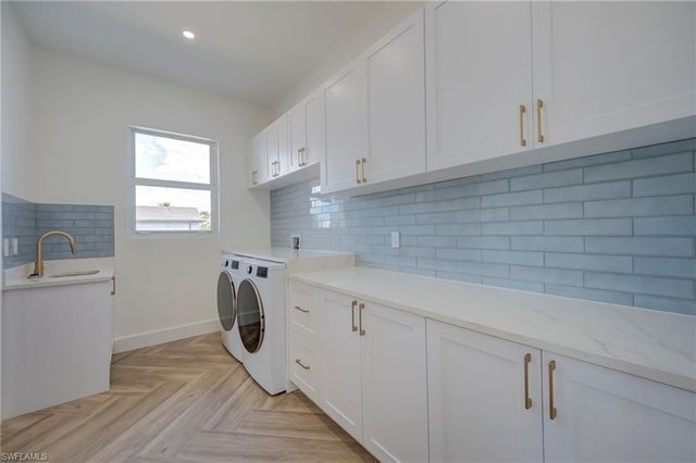 816 NW 39th AVE, Cape Coral, FL 33993