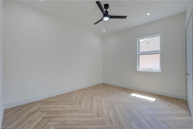 816 NW 39th AVE, Cape Coral, FL 33993