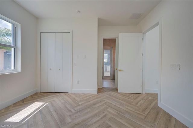 816 NW 39th AVE, Cape Coral, FL 33993