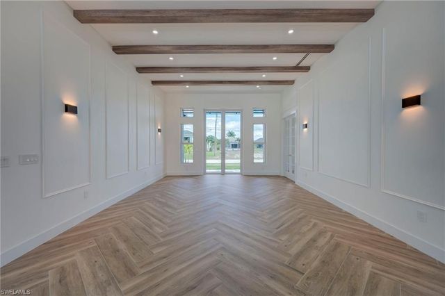 816 NW 39th AVE, Cape Coral, FL 33993