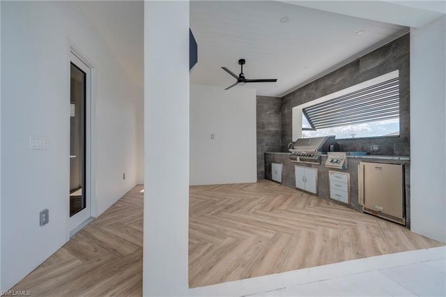 816 NW 39th AVE, Cape Coral, FL 33993