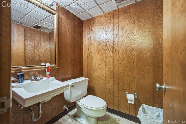 46 W Breitmeyer Place, Mt. Clemens, MI 48043