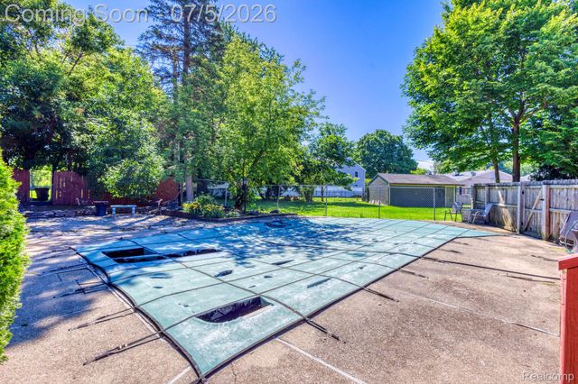 46 W Breitmeyer Place, Mt. Clemens, MI 48043
