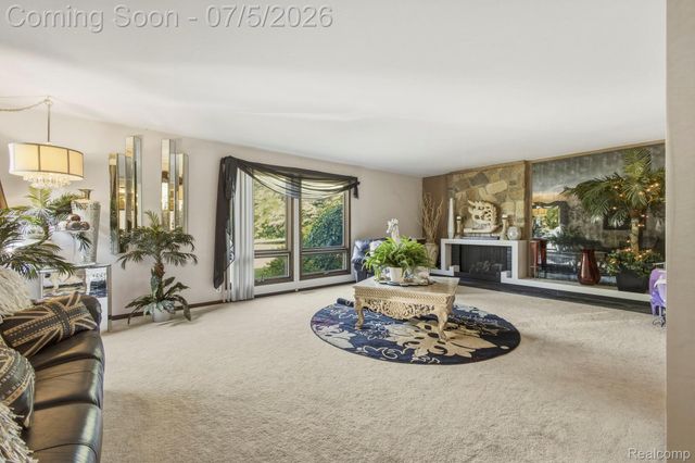 46 W Breitmeyer Place, Mt. Clemens, MI 48043