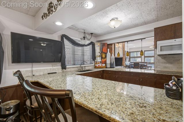 46 W Breitmeyer Place, Mt. Clemens, MI 48043
