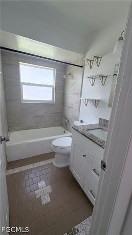 5558 9th AVE, Fort Myers, FL 33907