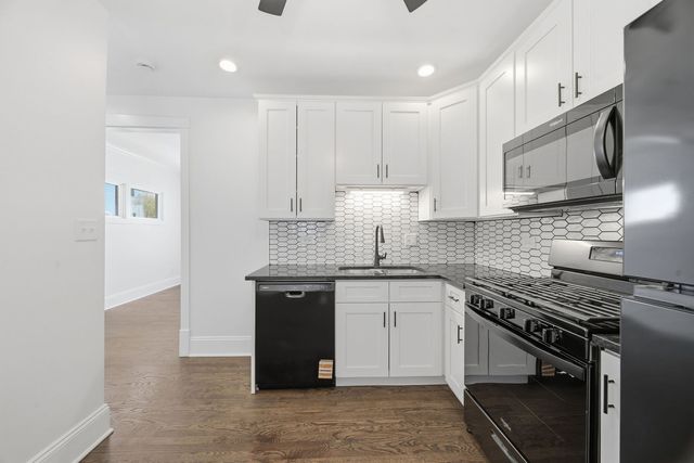 12211 Irving Avenue, Blue Island, IL 60406