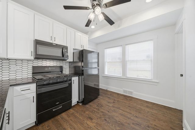 12211 Irving Avenue, Blue Island, IL 60406