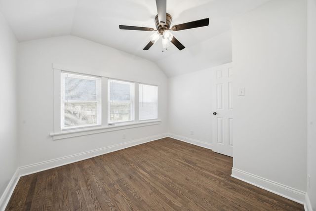 12211 Irving Avenue, Blue Island, IL 60406