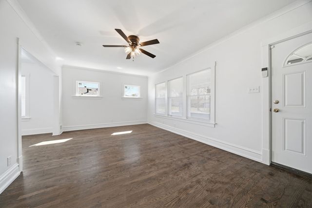 12211 Irving Avenue, Blue Island, IL 60406