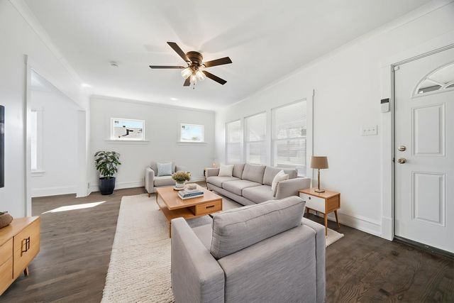 12211 Irving Avenue, Blue Island, IL 60406