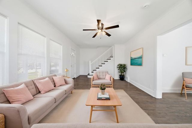 12211 Irving Avenue, Blue Island, IL 60406