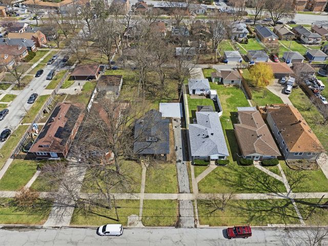 12211 Irving Avenue, Blue Island, IL 60406