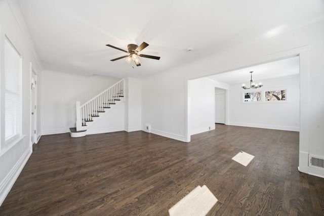 12211 Irving Avenue, Blue Island, IL 60406