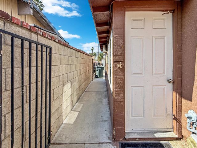 374 Crystal Drive, San Jacinto, CA 92583