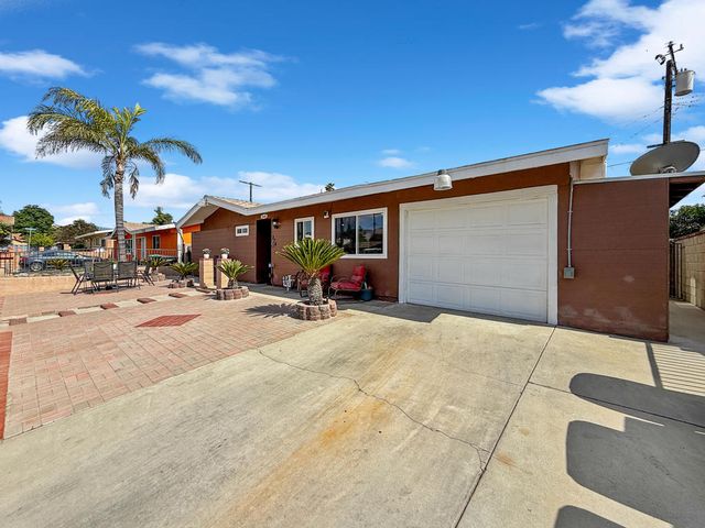 374 Crystal Drive, San Jacinto, CA 92583