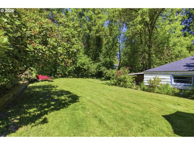 9009 Sw 36TH Ave, Portland, OR 97219
