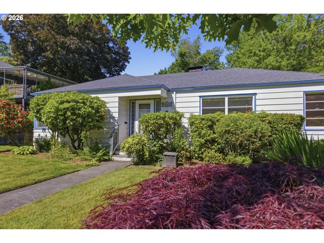 9009 Sw 36TH Ave, Portland, OR 97219