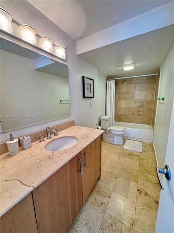 10275 Collins Ave 316, Bal Harbour, FL 33154