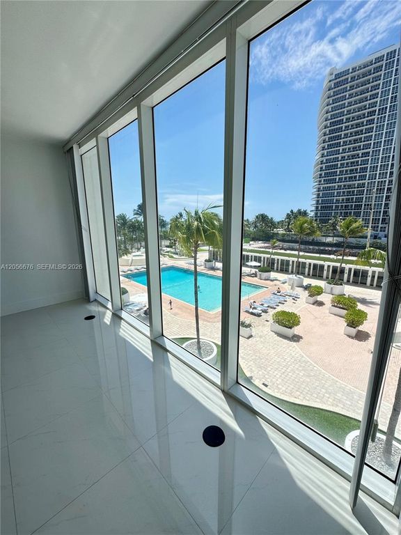 10275 Collins Ave 316, Bal Harbour, FL 33154