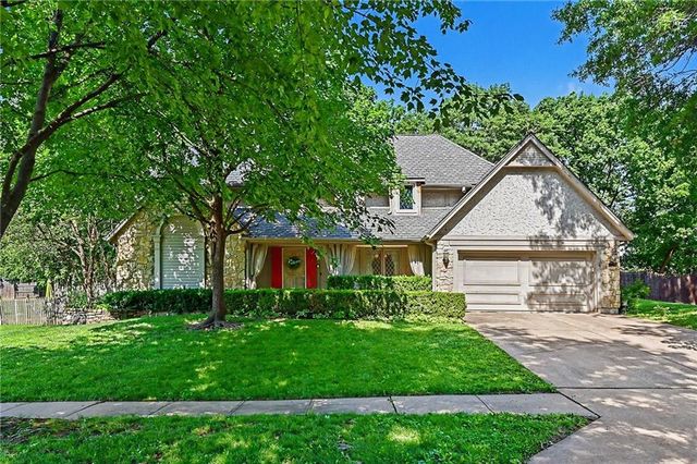 5710 N Spruce Avenue, Kansas City, MO 64119