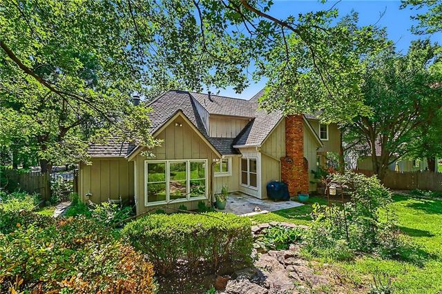 5710 N Spruce Avenue, Kansas City, MO 64119