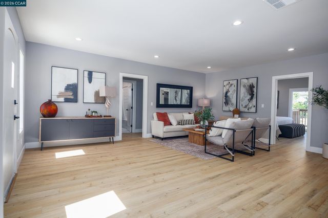 2479 Pacheco St, Concord, CA 94520