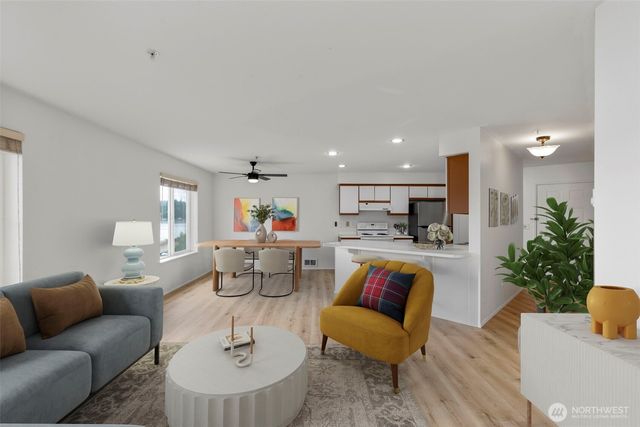 2255 Highview Lane W #D101, Bremerton, WA 98312