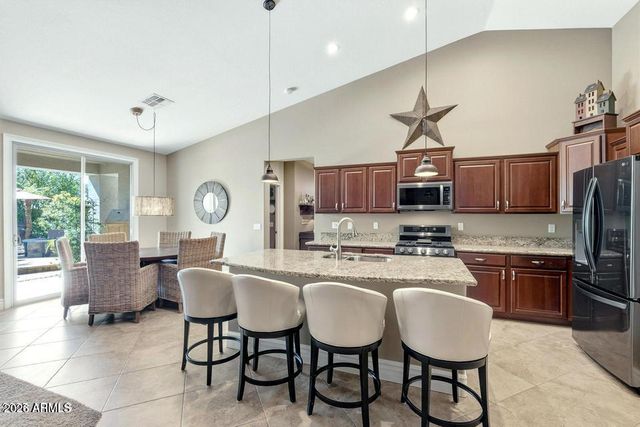 14395 W PORT ROYALE Lane, Surprise, AZ 85379