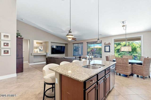 14395 W PORT ROYALE Lane, Surprise, AZ 85379