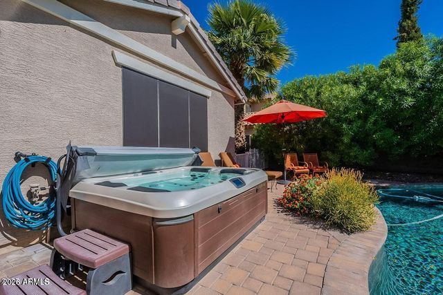 14395 W PORT ROYALE Lane, Surprise, AZ 85379