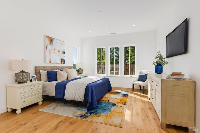 1902 Carlile Pl, Santa Rosa, CA 95403