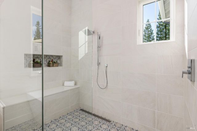 1902 Carlile Pl, Santa Rosa, CA 95403