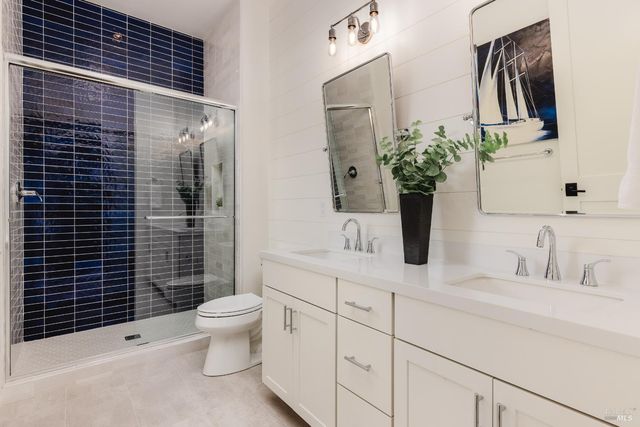 1902 Carlile Pl, Santa Rosa, CA 95403