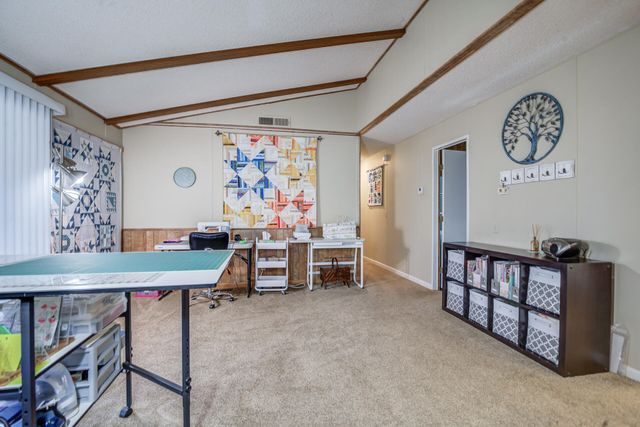 4555 Underwood Drive, Redding, CA 96003