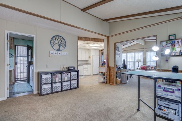 4555 Underwood Drive, Redding, CA 96003