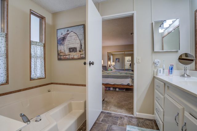 4555 Underwood Drive, Redding, CA 96003