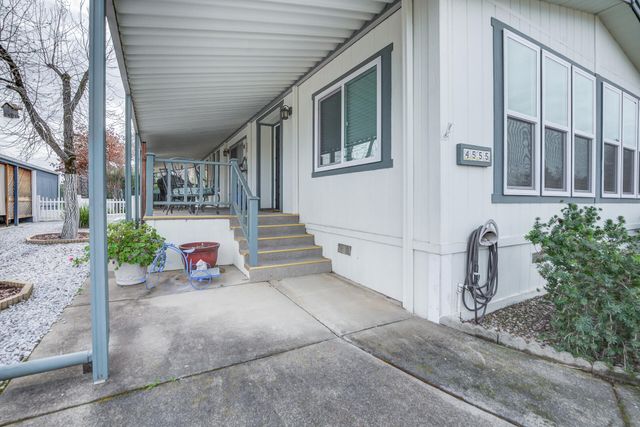 4555 Underwood Drive, Redding, CA 96003