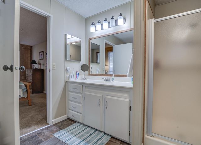 4555 Underwood Drive, Redding, CA 96003