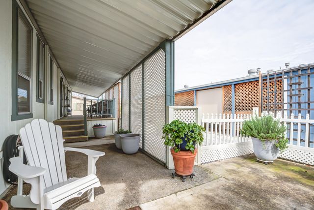 4555 Underwood Drive, Redding, CA 96003