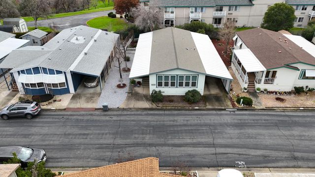 4555 Underwood Drive, Redding, CA 96003