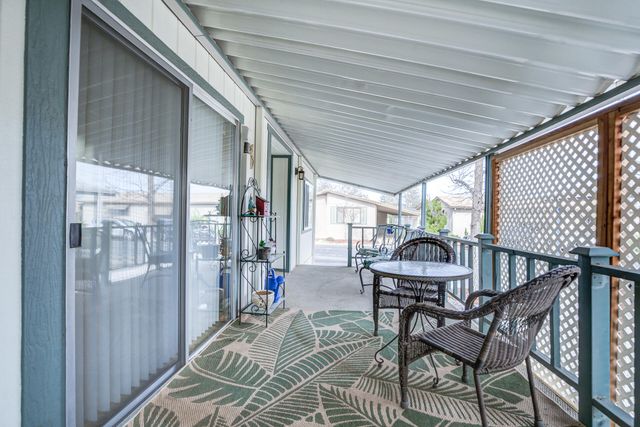 4555 Underwood Drive, Redding, CA 96003