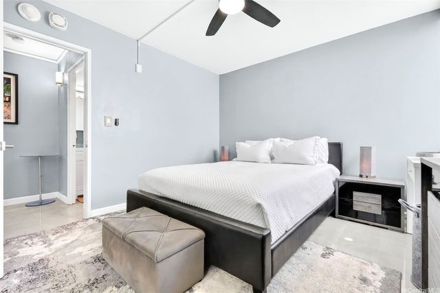 1128 Ala Napunani Street 309, Honolulu, HI 96818