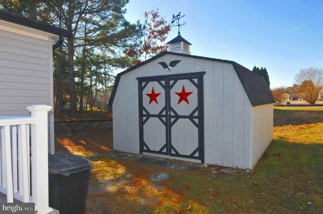 42 DOGWOOD LN, Mays Landing, NJ 08330