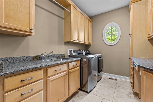 1690 Tallgrass Lane, Lake Forest, IL 60045